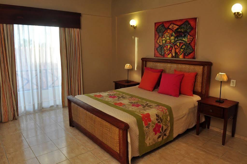 Hotel & Casino Flamboyan Punta Cana Kültér fotó